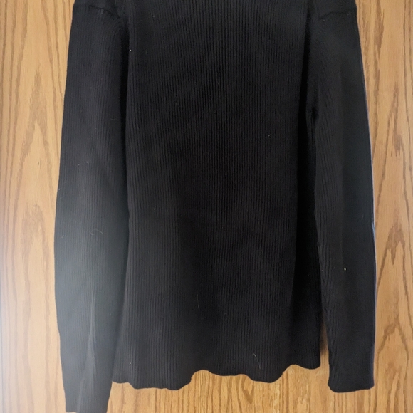 DKNY vintage black sweatshirt $19 OBO - Picture 5 of 5